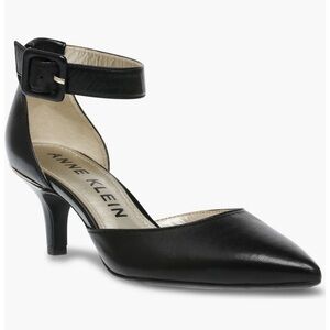 Fabulist Ankle Strap Pump in Black
